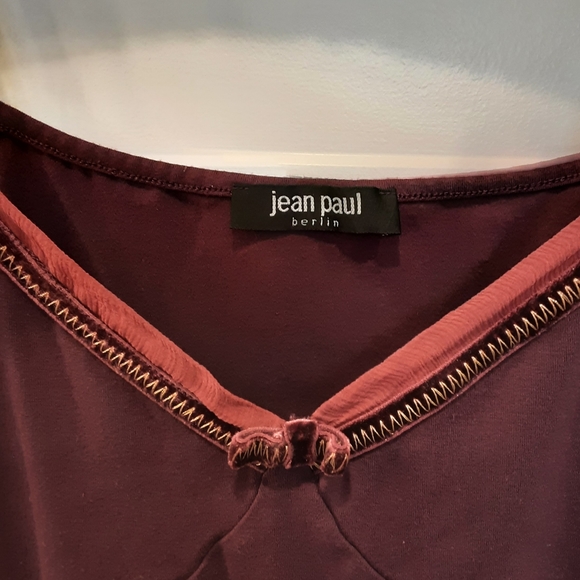 Jean Paul Berlin Maroon Tank with Silk Trim - Picture 3 of 4